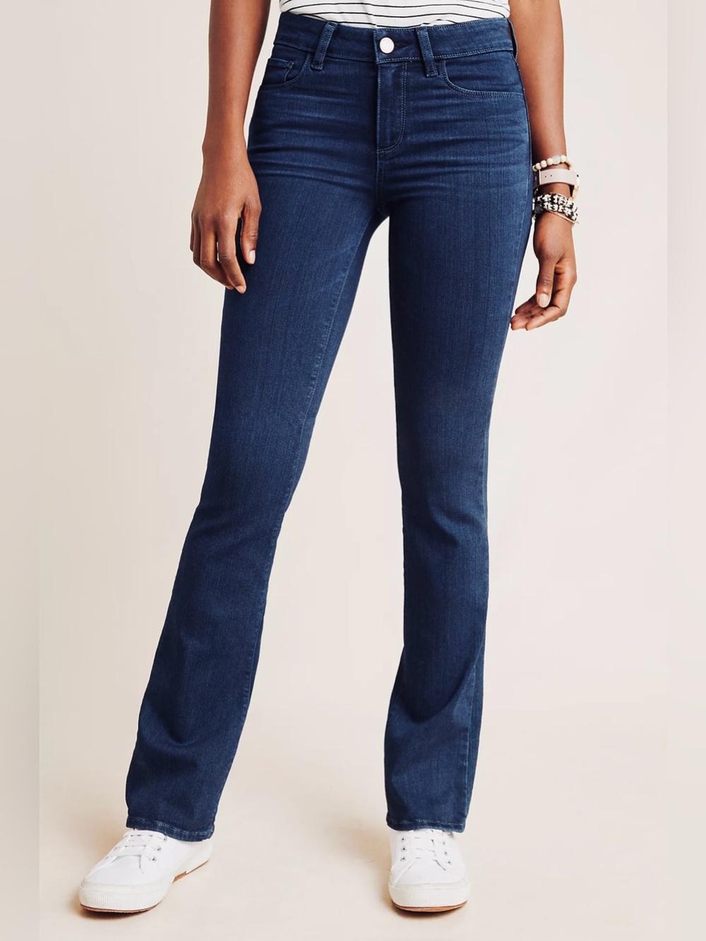 Paige Manhattan Bootcut
Jeans size 24